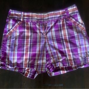 Beautiful plaid shorts that are PERFECT for summer.